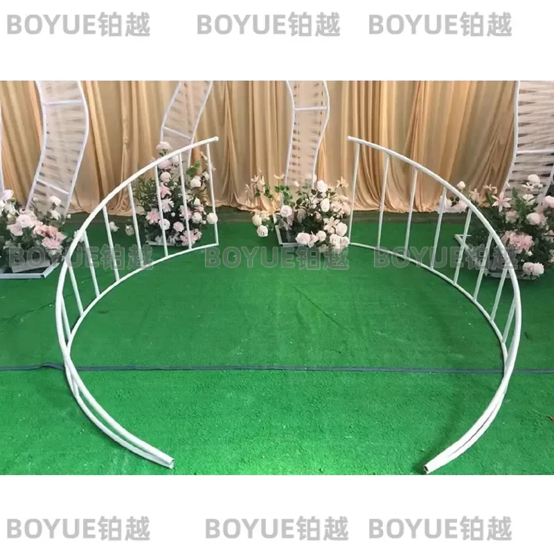 Wedding props arc-shaped iron fences, catwalks, decorative fences, European-style wedding aisle guardrails semicircular