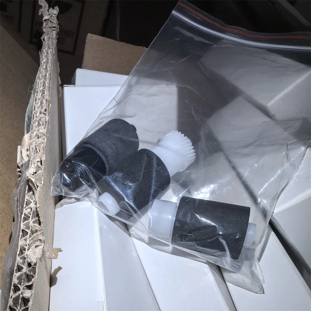 

10X 302F906230 302F909171 302HN06080 Ролик захвата разделения подачи для Kyocera 4200 4100 4300 6525 M3040 M2035 1028 1135