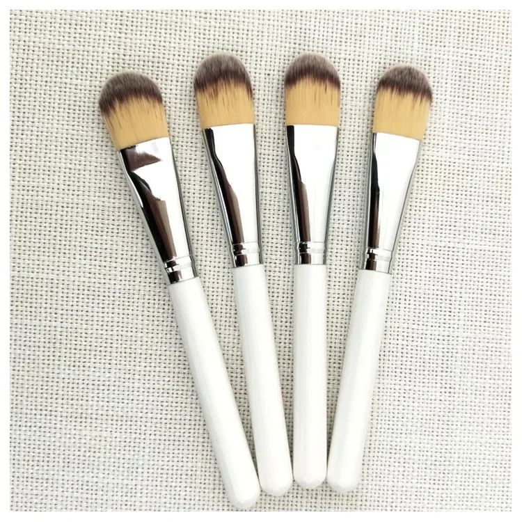 Wooden handle mask brush Wet powder blush loose powder foundation brush beauty makeup brush tool beauty for make up