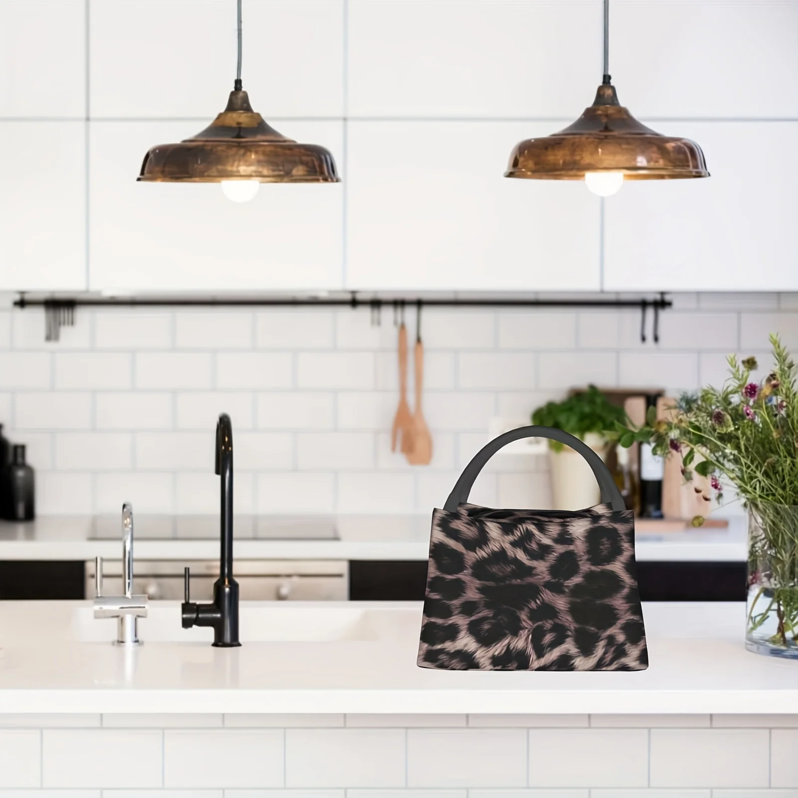 1pc Leopard Pattern, Portable Reusable Cooler Bag, Cooler Bag, Insulated Lunch Bag For Camping Picnic Beach Essentials