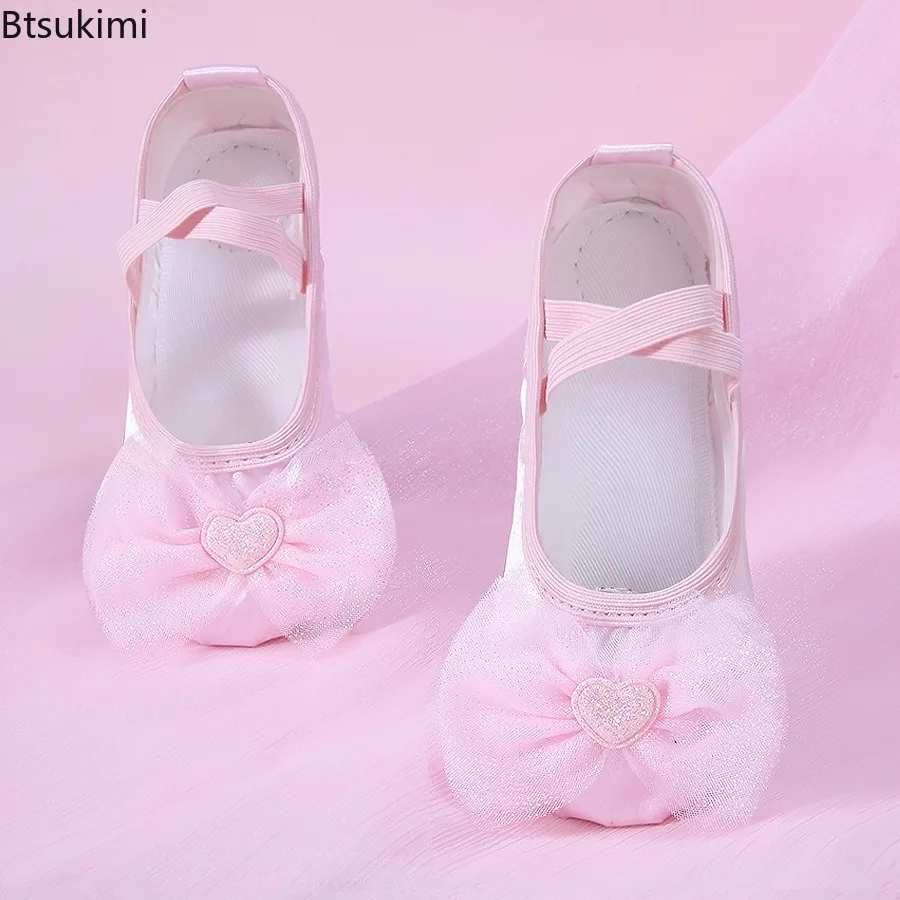 2026 New Girls Bow Cartoon Kids Dance Slippers Professional Soft Sole Children Female Ballet Yoga Gym Baby Warm Dancing Shoes