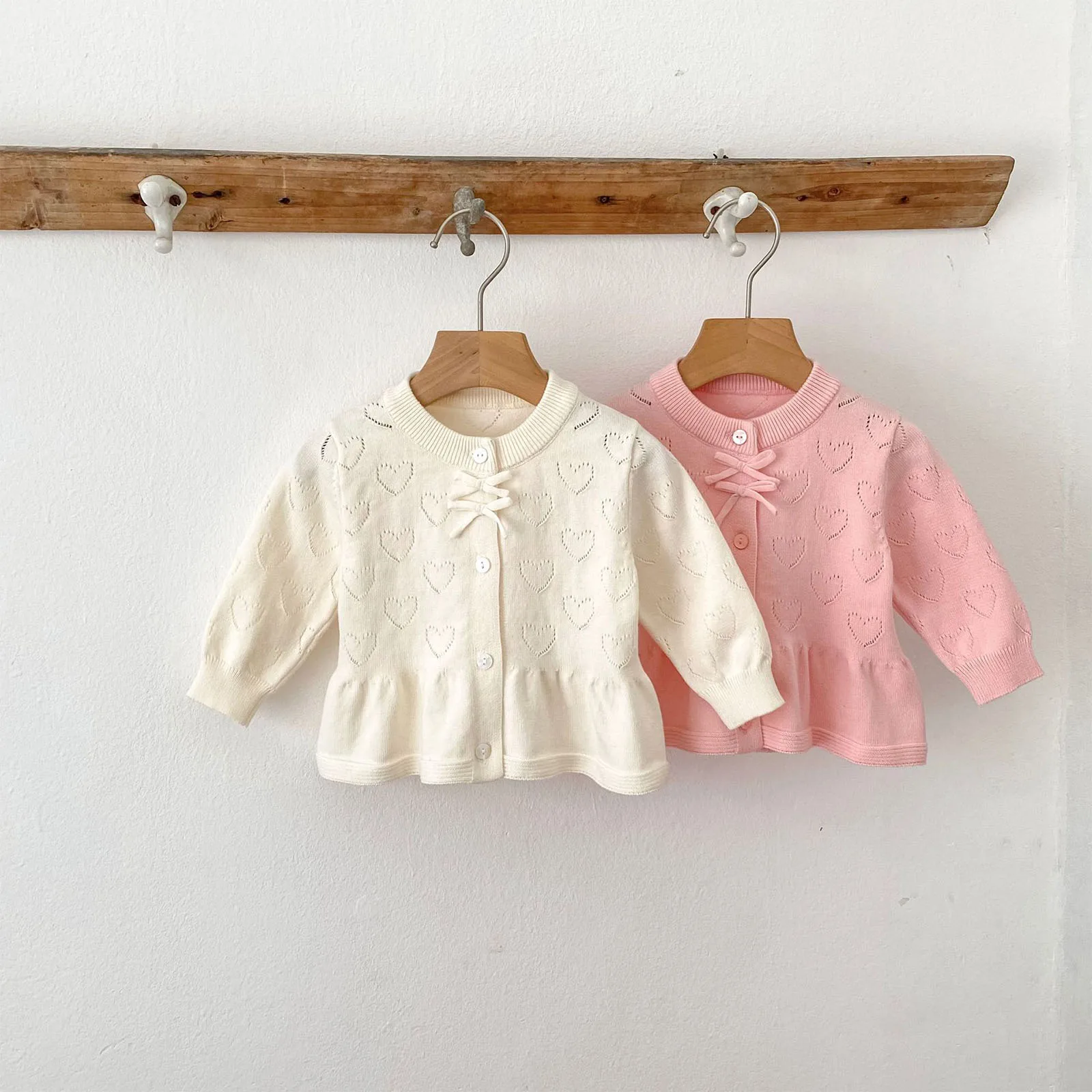 

Toddler Baby Girls Sweet Knitted Sweater Cardigan Spring Autumn Long Sleeve Heart Pattern Bowknots Coat Tops Children Clothing