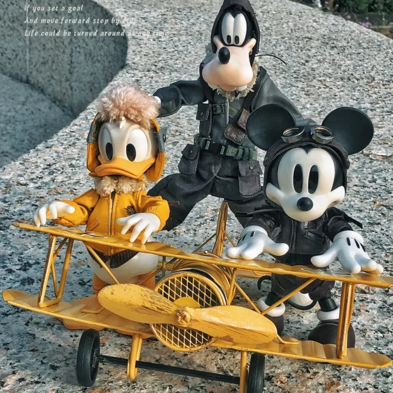 

Подлинная Disney Flying Dream Team Микки Дональд Дак Гуфи Hand Do Joint Moving Doll Подарки на день рождения для детей Подарочная игрушка