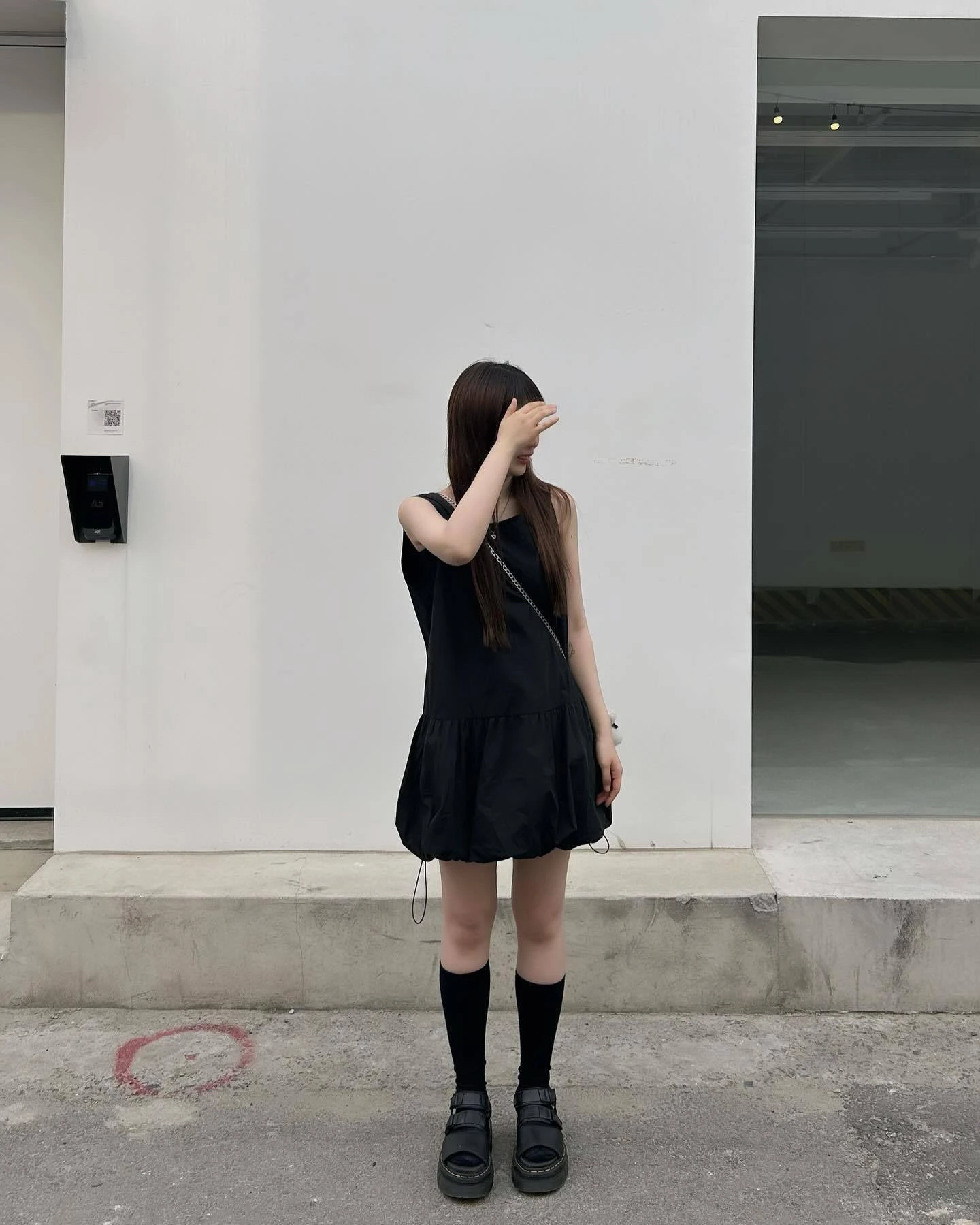 Jennie Pure Color Flower Bud Gilet Svel a pieghe larghe Dr Bla Gonna a trapezio Sle Coreano a vita media Estate Dr