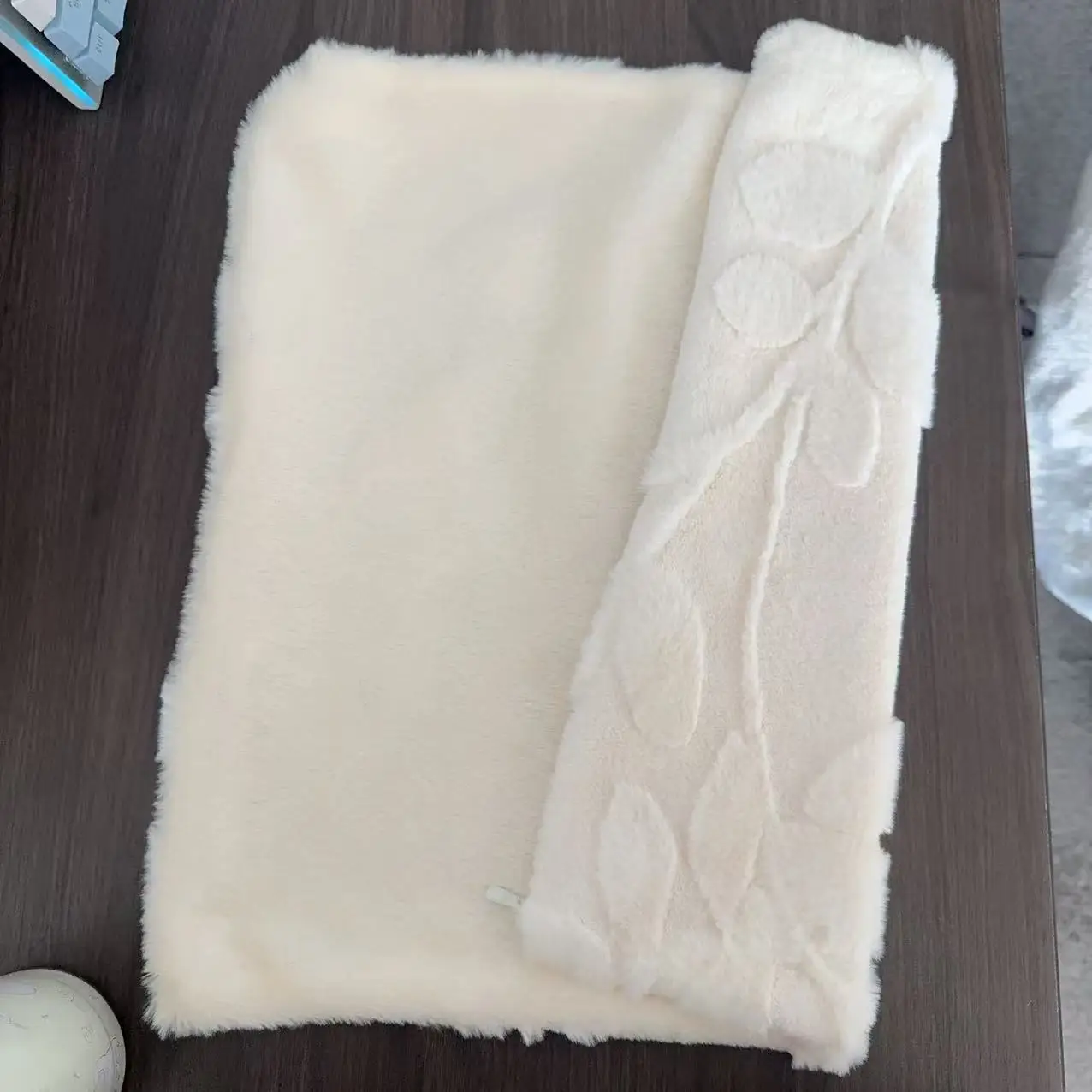 2pcs 3D Foliage Pattern Throw Pillow Covers with, Suitable for Various Occasions Such as Bedding, Home Decoration, Etc