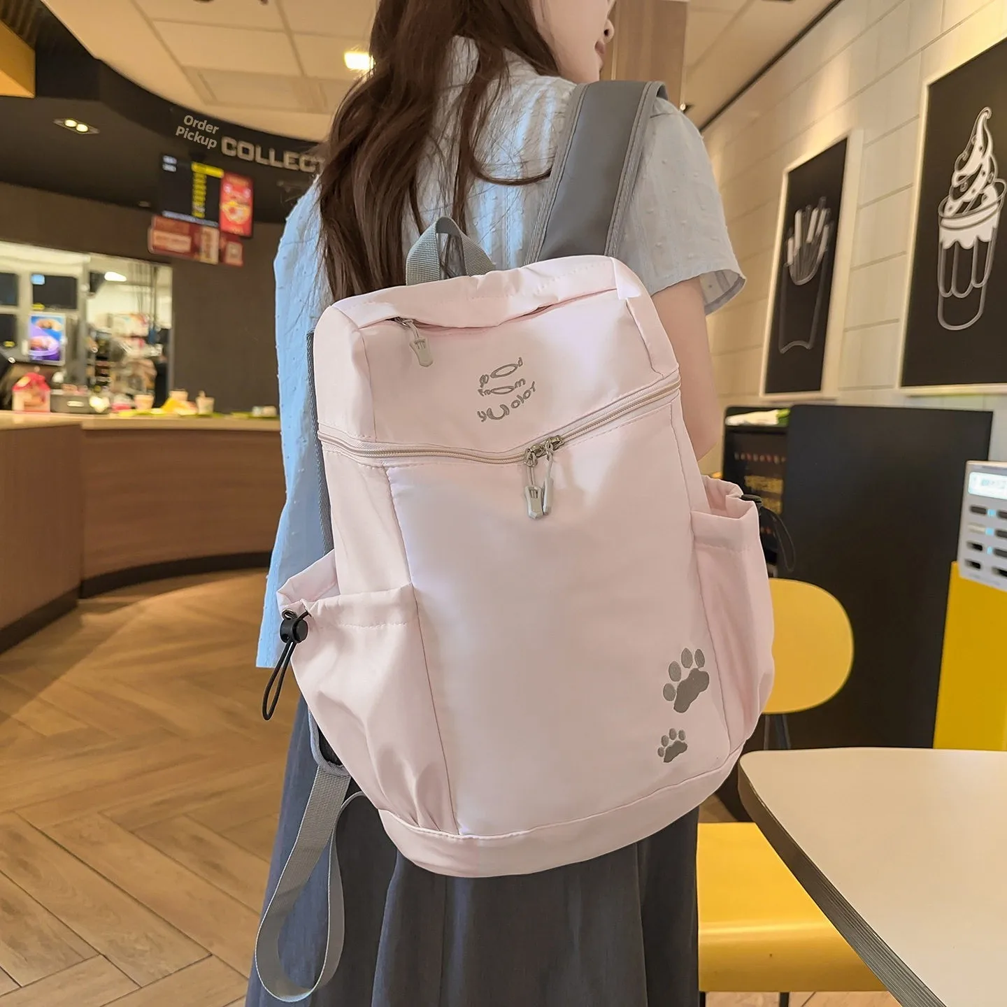 Korean Style Large Capacity Simple Lightweight Cute Backpack 2026 New Autumn Fashionable Youth Daily Use Unisex Shoulder Bag