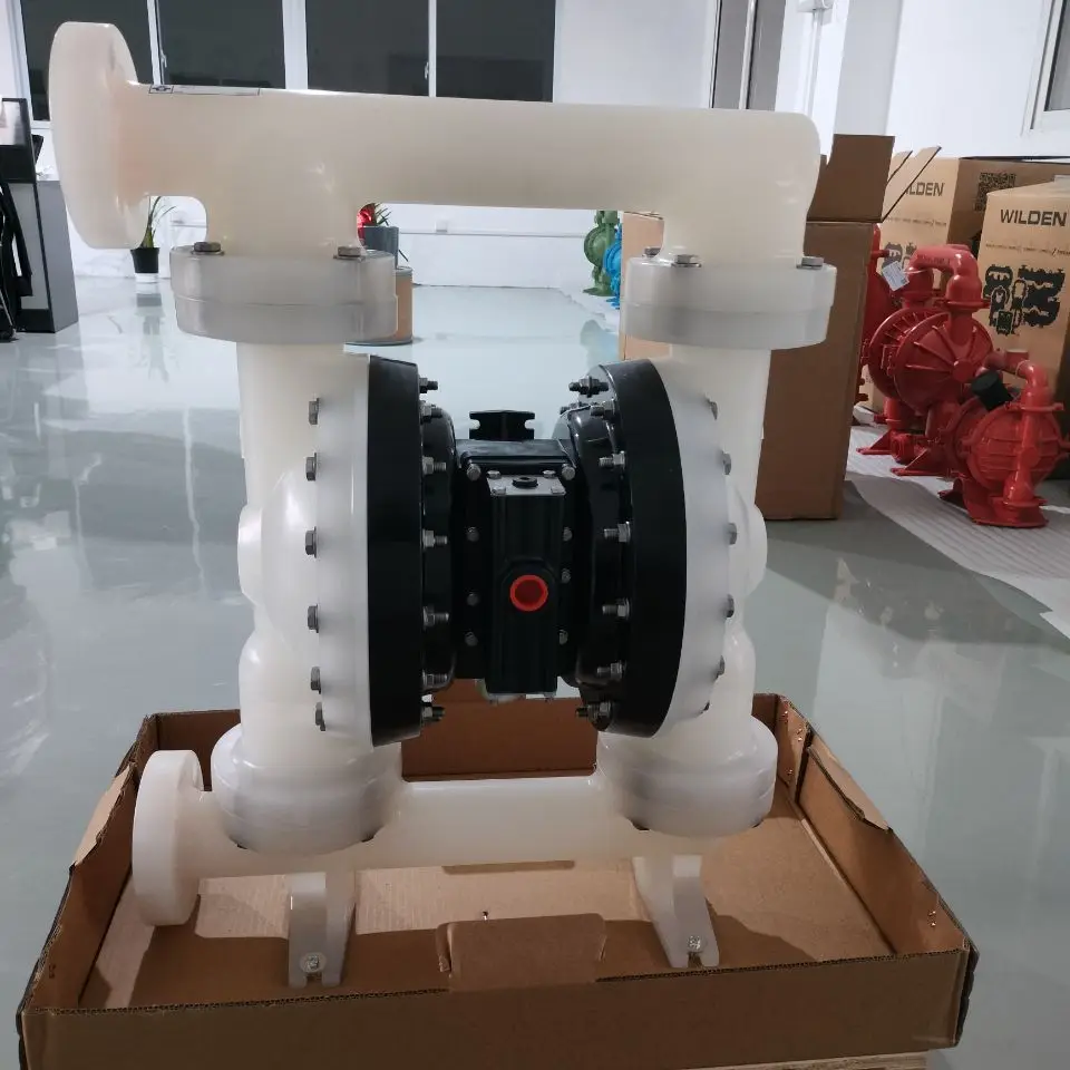 PD20P-FPS-PTT pneumatic diaphragm pump with Polypropylene shell and ptfe/Santoprene diaphragm 184Gpm 120 psi