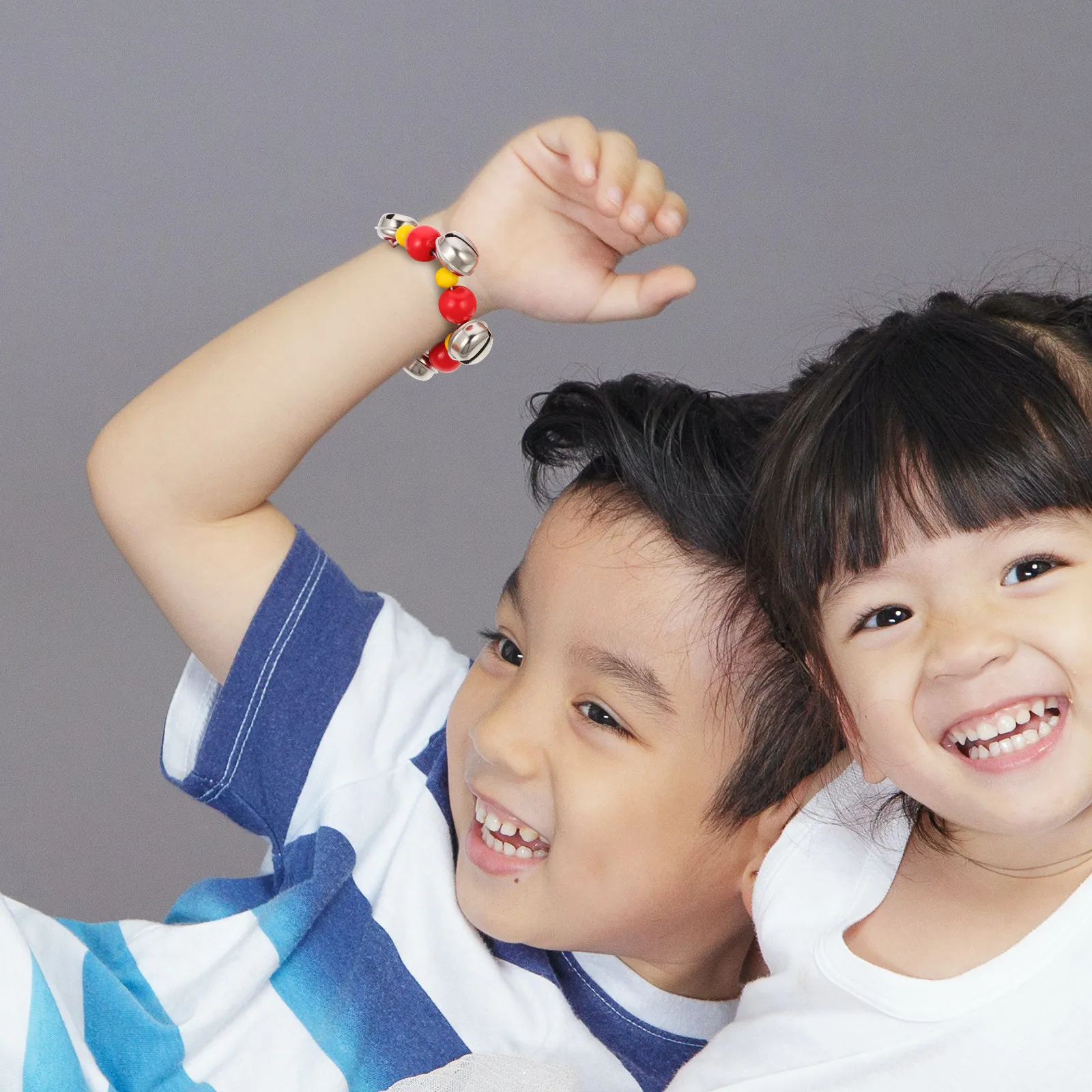 2Pcs Stylish Wrist Bells for Children Safe Burr-Free Wood and Metal Jingle Bell Bracelets Cheerful Party Dance Musical Decor
