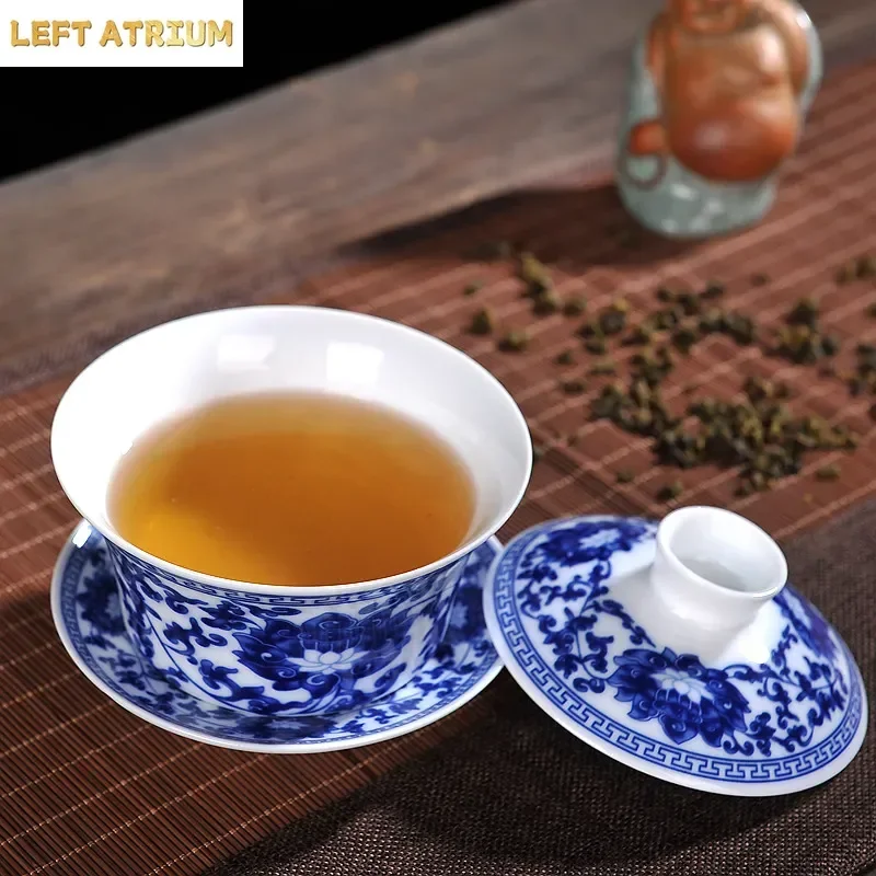Jingdezhen-blue and white ceramic bowl, large gaiwan, eight treasure tea bowl, household cover