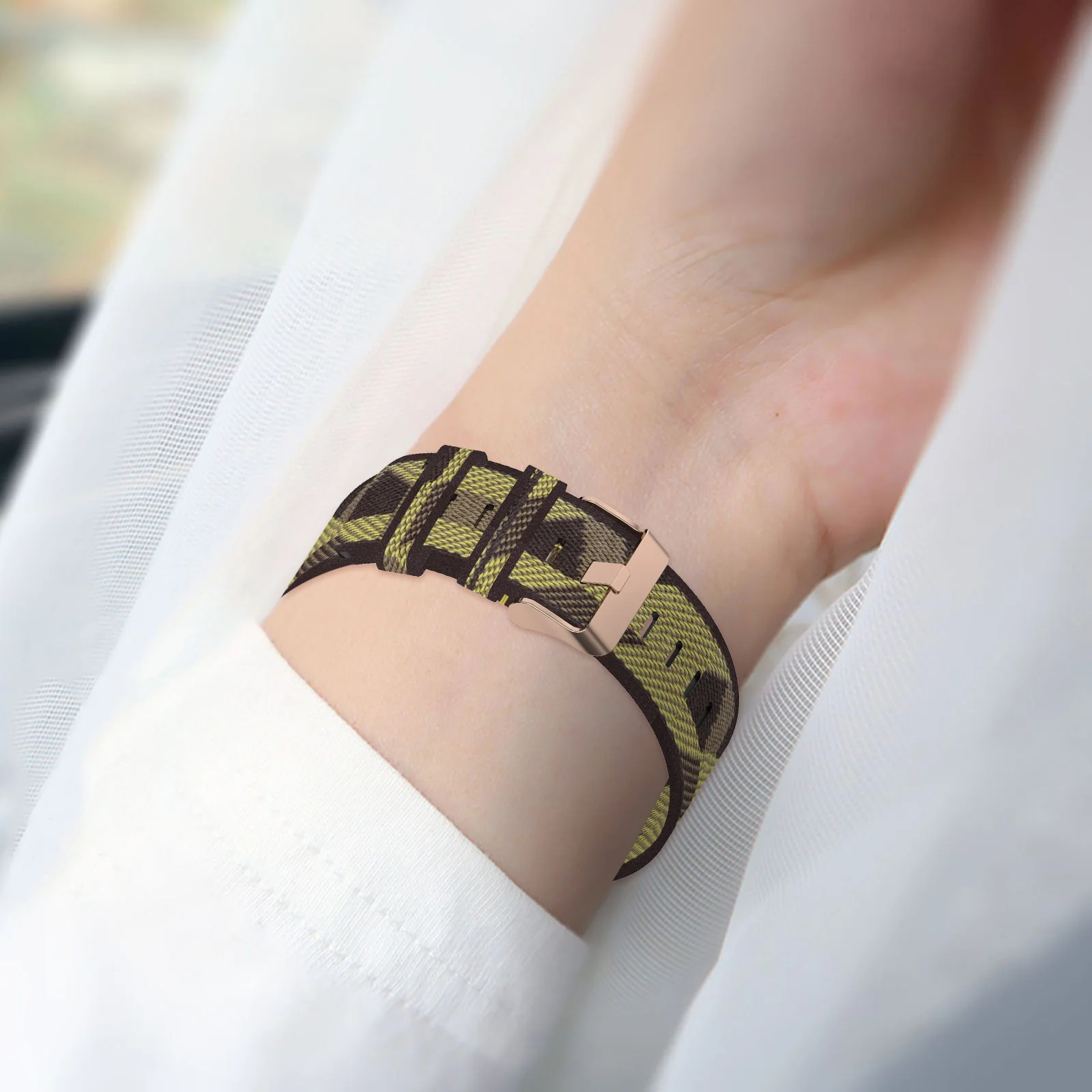 

1 шт. Премиальный нейлоновый ремешок для часов, креативный и элегантный, для большинства смарт-часов, прочный, удобный, на каждый день