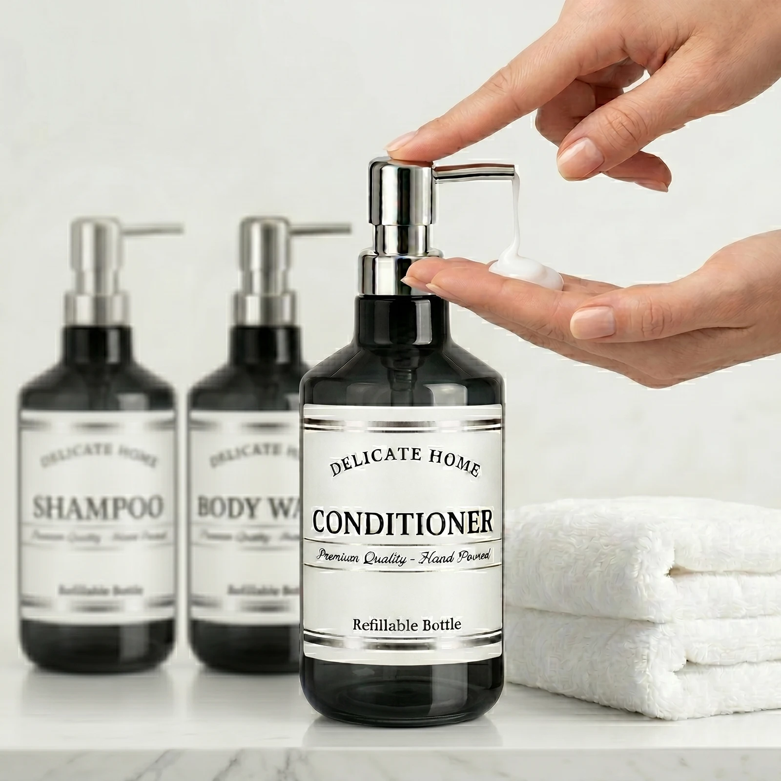 Plastic Pump Bottles for Luxury Hotel Style Bathroom Decor Refillable Bottles for Shampoo Conditioner Body Wash Dispenser Bottle