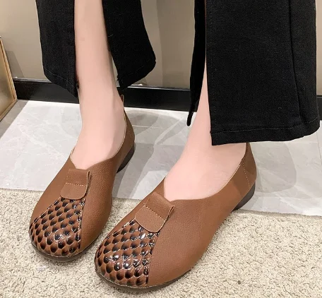 

Women Vintage Style Flat Heel Shoes Soft Soles Moccasins Splice Color on Sale