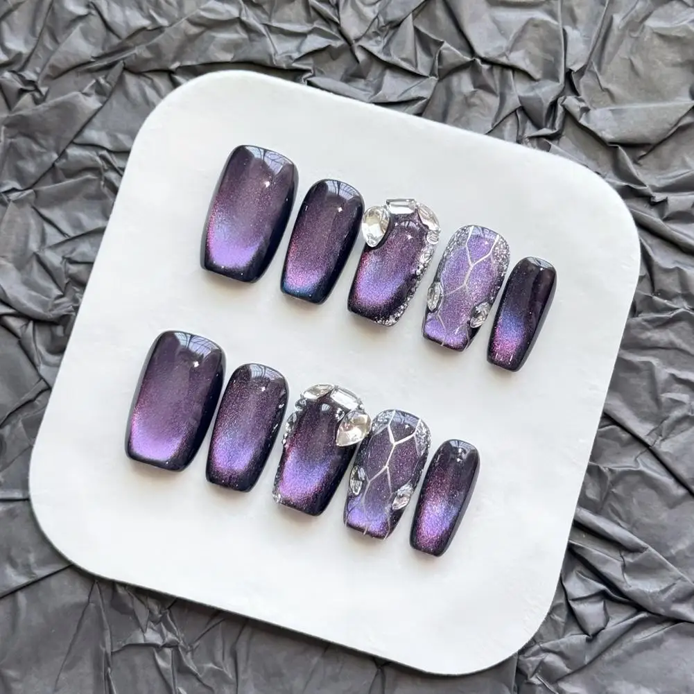 여성 수제 다이아몬드 디자인의 보라색 나비 모양 일상용 가짜 손톱 프레스온 네일 아트 반짝이는 눈 손톱 팁 T4F9