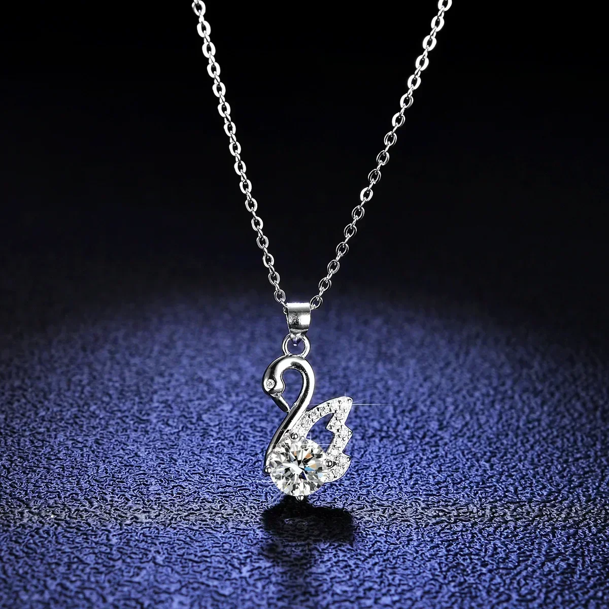 

Pendant 1 Ct Moissanite Diamond Necklace for Women Swan New Collarbone Chain Platinum Pt950 Gift For Mother's Day Christmas