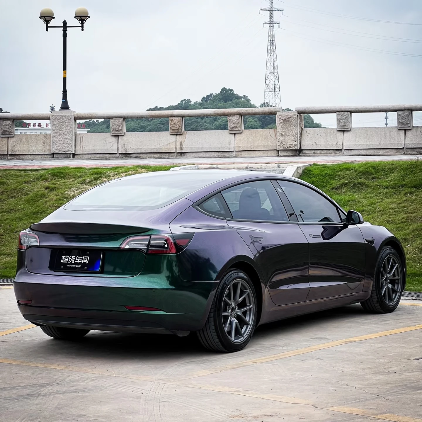 PET بريق الحرباء التفاف سيارة التفاف الألوان سقف السيارة الفينيل الأرجواني الأخضر التفاف لامع