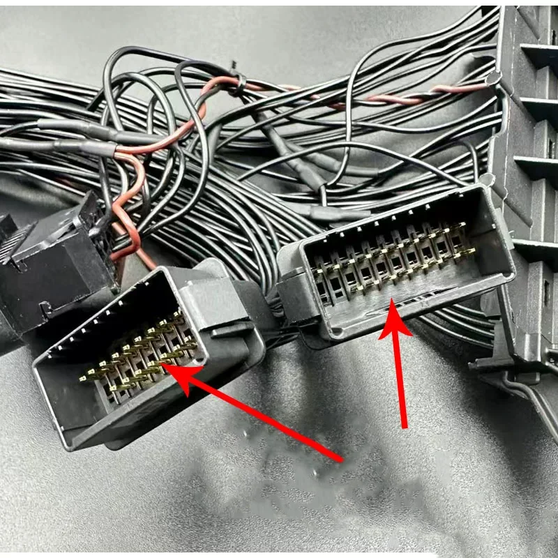 Suitable for 2014-15 BMW 7 Series F01 F02 Headlight Internal Harness F02 LED Headlight Harness Plug Wire Set