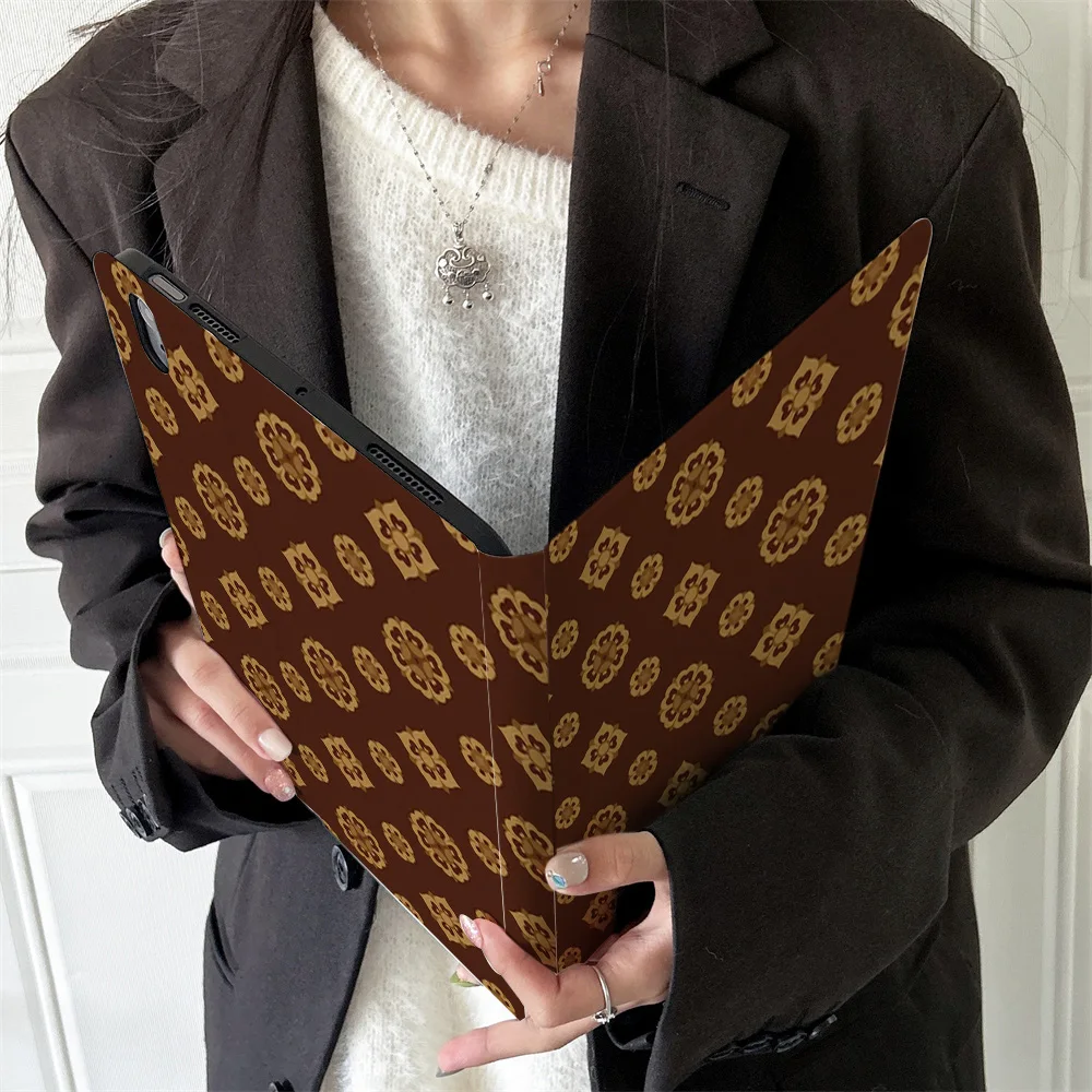 

Smart Case Compatible with iPad Air 6,Air 5,4,and Compatible with iPad 10 (10.9 inches) ,2024,air m3/a16 2025