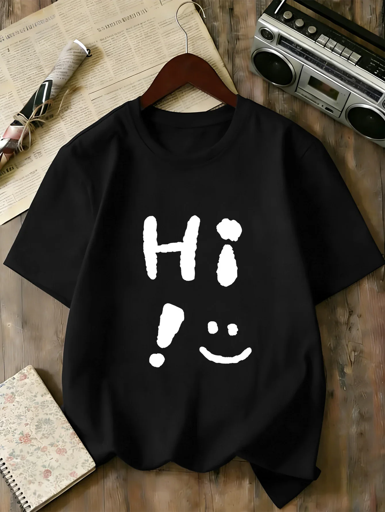 Hi Text and Smiley Face Print Women Tee Short Sleeve Crewneck Daily Casual Simple Stylish Aestheti Women Harajuku Breathable Tee