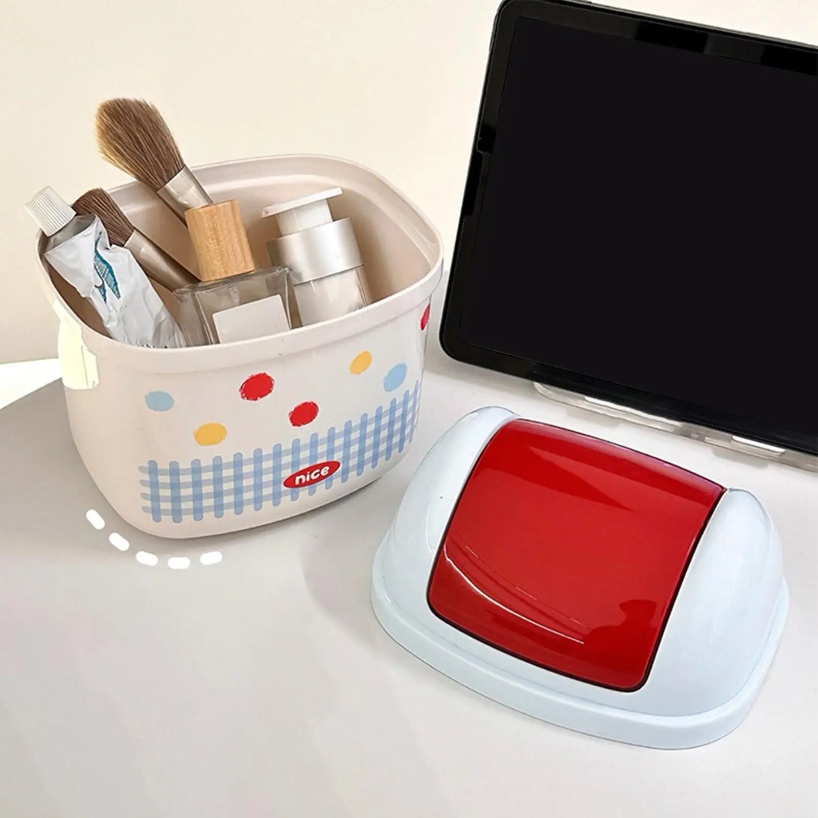 

Tiny Trash Can for Desk Small Desk Trash Garbage Basket for Bathroom Tiny Table Basket for Indoor Room Car Dorm Countertop