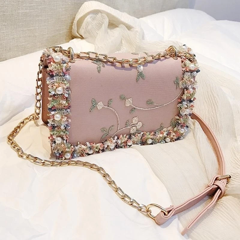 

G5AE Elegant Embroidered Chain Crossbody Bag Stylish & Comfortable Shoulder Bag Pearls Chain Crossbody Bag for Any Occasion