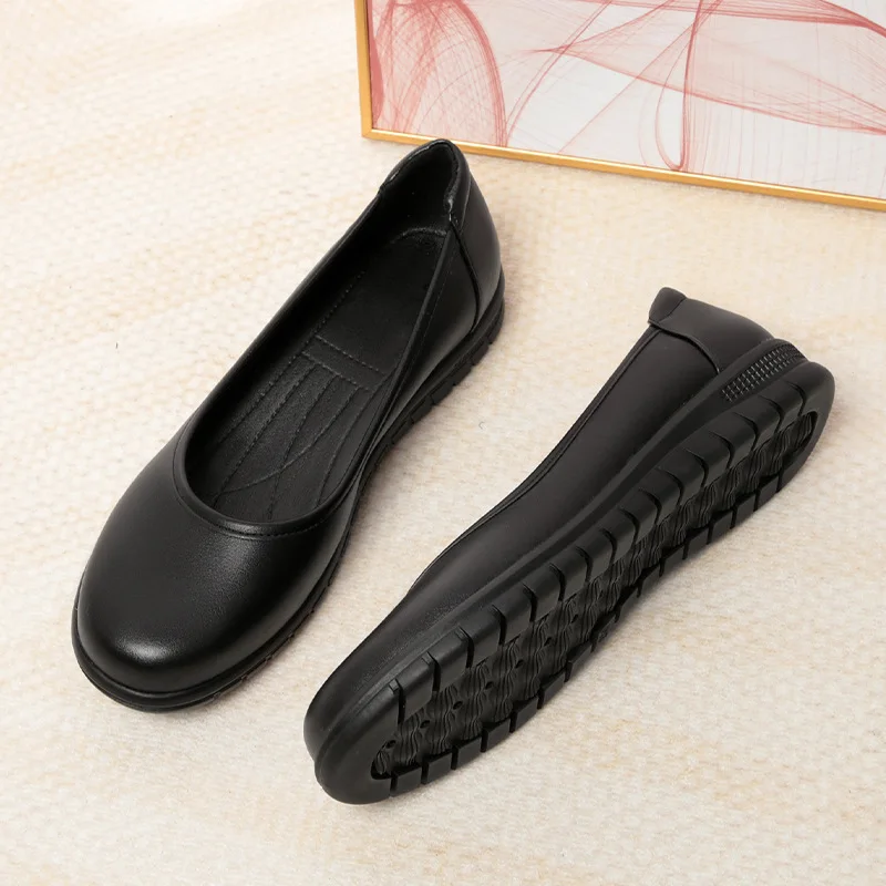 

2024 Women Round Head Shallow Mouth Anti-slip Ballet Shoes Spring Office Work Sweet Loafers Pregnant Soft Bottom Flats Shoes