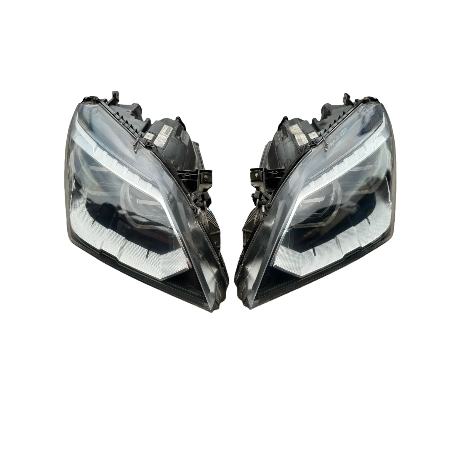 

New High Quality M6 Series F06 F12F13LCI Front High Configuration LED Headlights Adaptive Steering Auxiliary Lamps for BMW