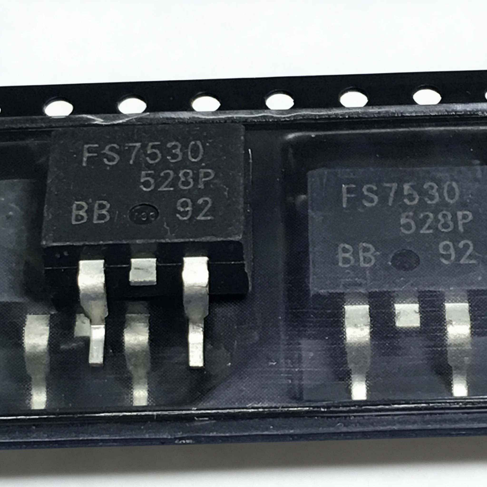 5piece IRFS7530 FS7530 60V 195A TO-263