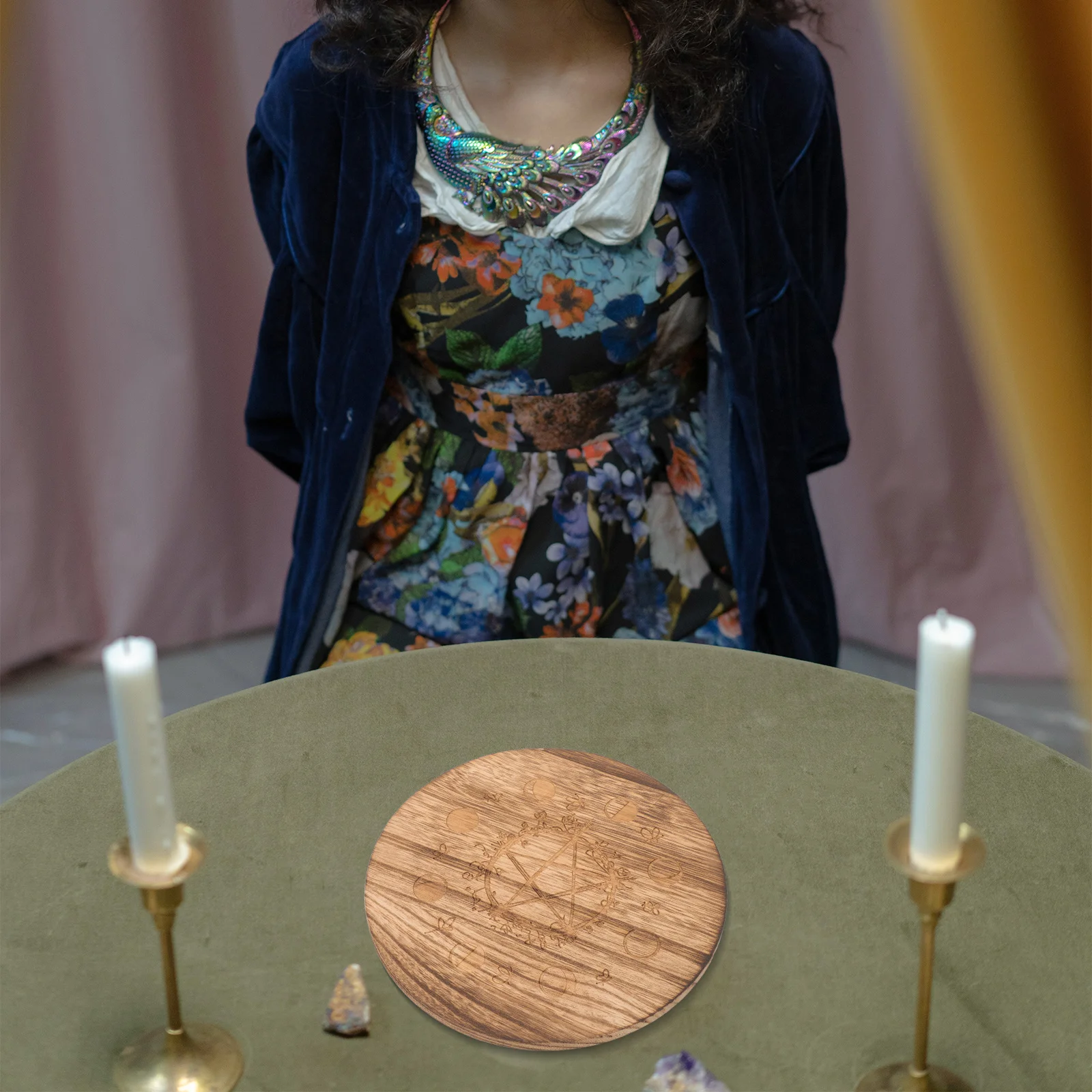 

Creative Wooden Divination Board Plate Carved Pattern Desktop Prop Unique Pendulum Board Meditation Accessories Home