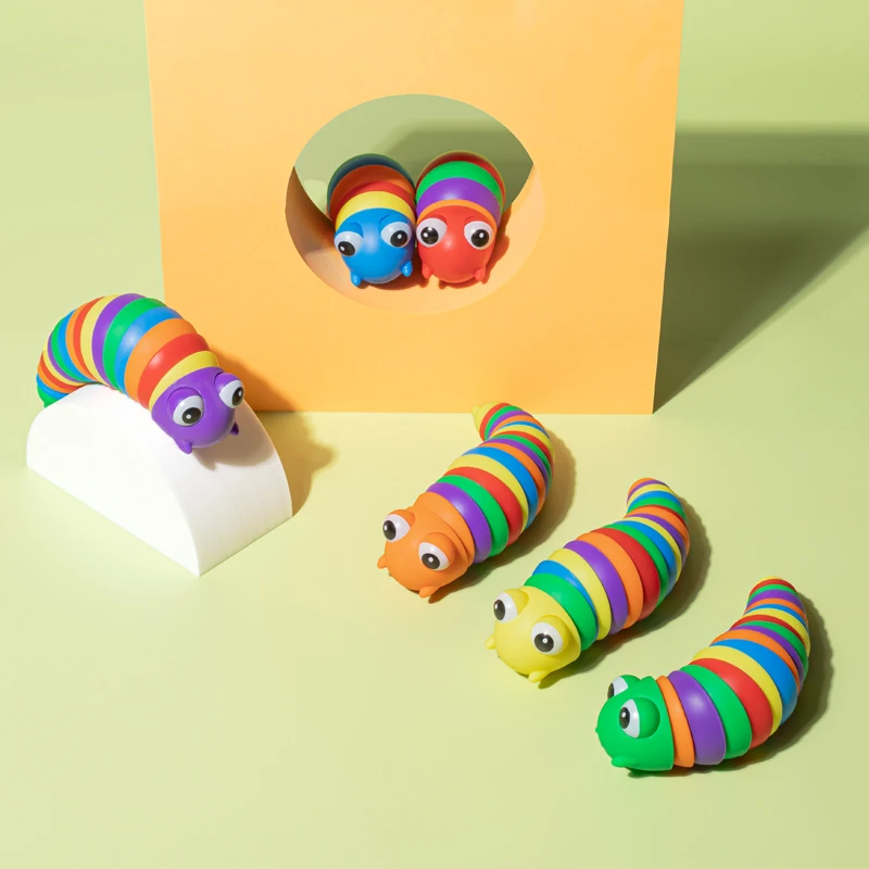 2022 Hot 3d Colorful Creative Twist Slug Toys Relieves Fun Decompression Snails Finger Slug Toy Curls Up Fidget Sensory Toys