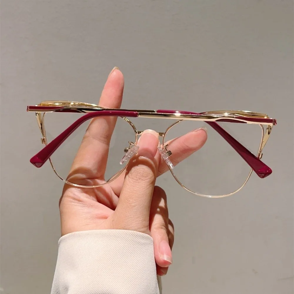 Vintage Blue Ray Blocking Anti-Blue Light Glasses Eye Protection Ultralight Square Eyeglasses Metal Frame Eyewear Men Women view 2