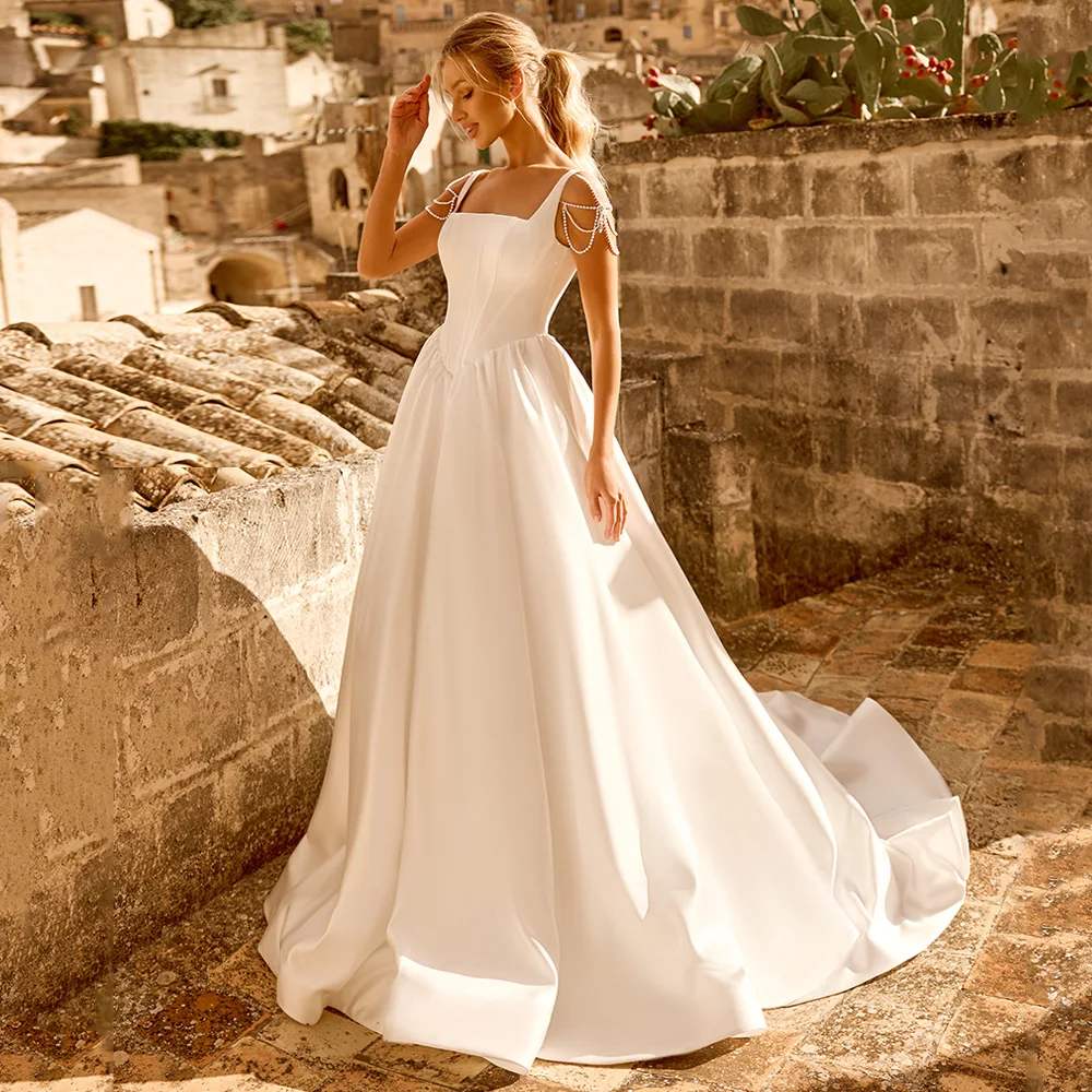 Abito da sposa sexy in raso personalizzato collo quadrato perle cerniera posteriore Sweep Train Vestido De Noiva abito da sposa linea A per signora