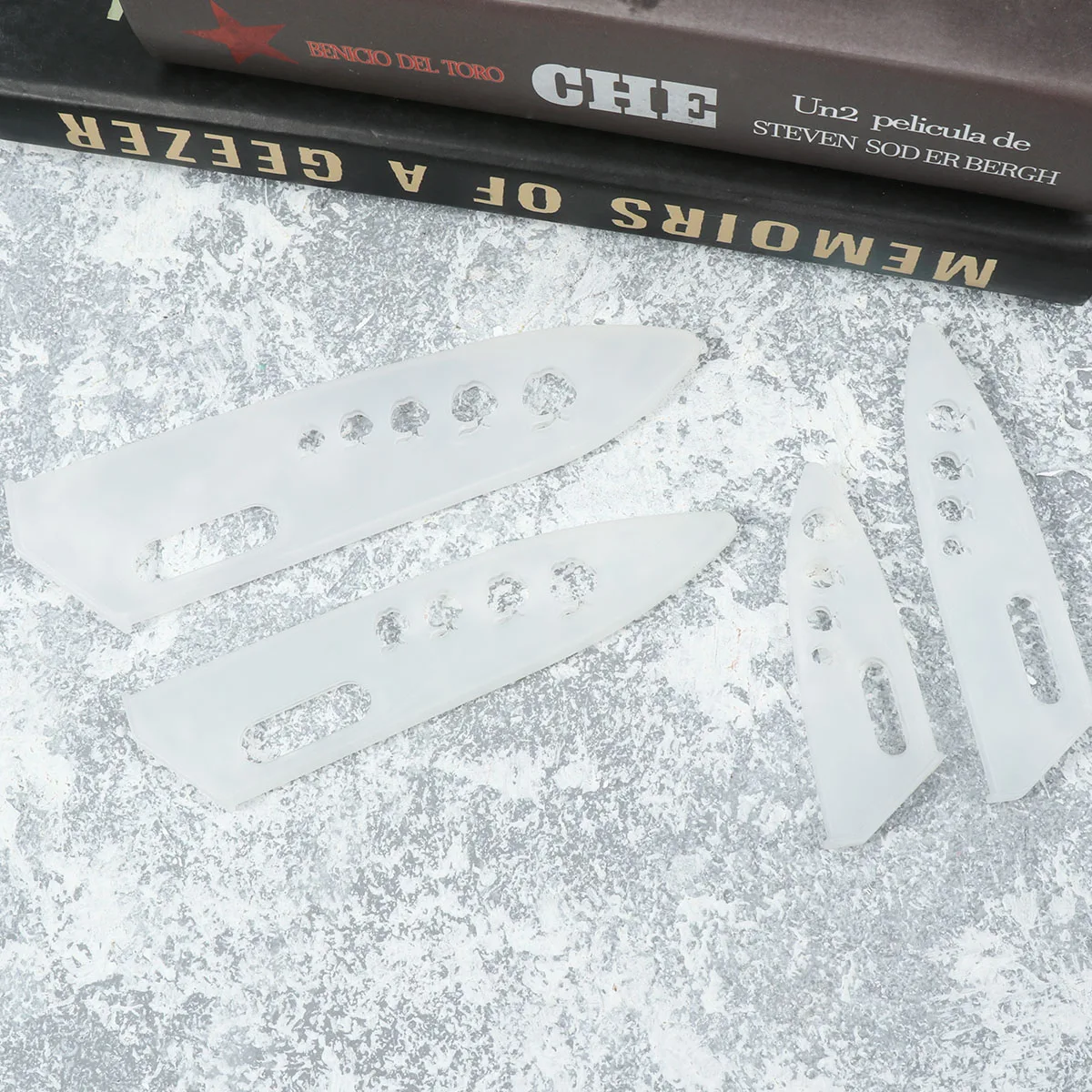 

4pcs Plastic Knife Cover For 3/4/5/6 Inches Kitchen Cutlery Blade Storage Fit Medium Size Knives