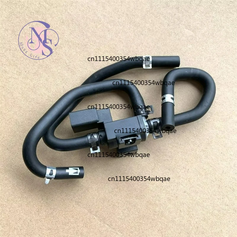 1Pcs Turbocharger Boost Solenoid Valve For Jetta Golf Passat CC Tiguan A3 A4 A6 A8 TT EA888 2.0TFSI 06F 906 283 F 06F906283F