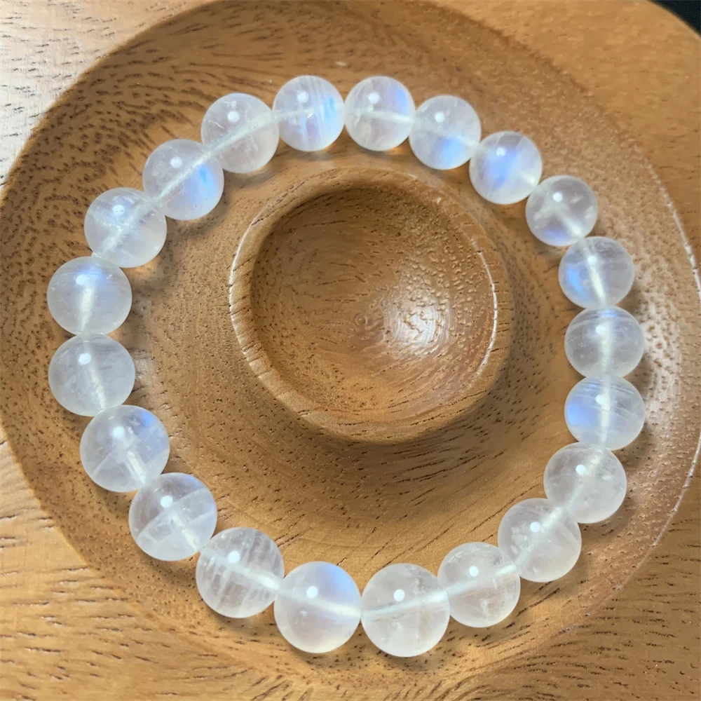 

Only 1Piece Natural Silver Moonlight Blue Light Moon stone Bracelets for Women Clear Transparent Moonstone Beads Healing Bangle