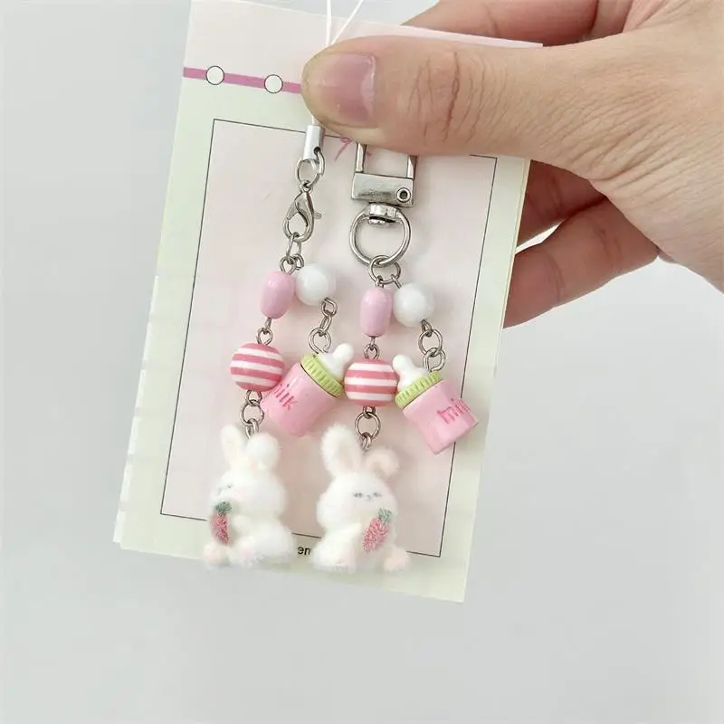 Porte-clés lapin floqué, joli Animal, bouteille, pendentif, sac à dos, ornements, lanière de sac, chaîne de téléphone, cadeaux de Couple
