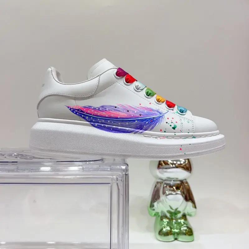 

Новые модные кроссовки унисекс 2026 года с ручной росписью граффити, на массивной подошве, на шнуровке, увеличивающие рост, для мужчин и женщин