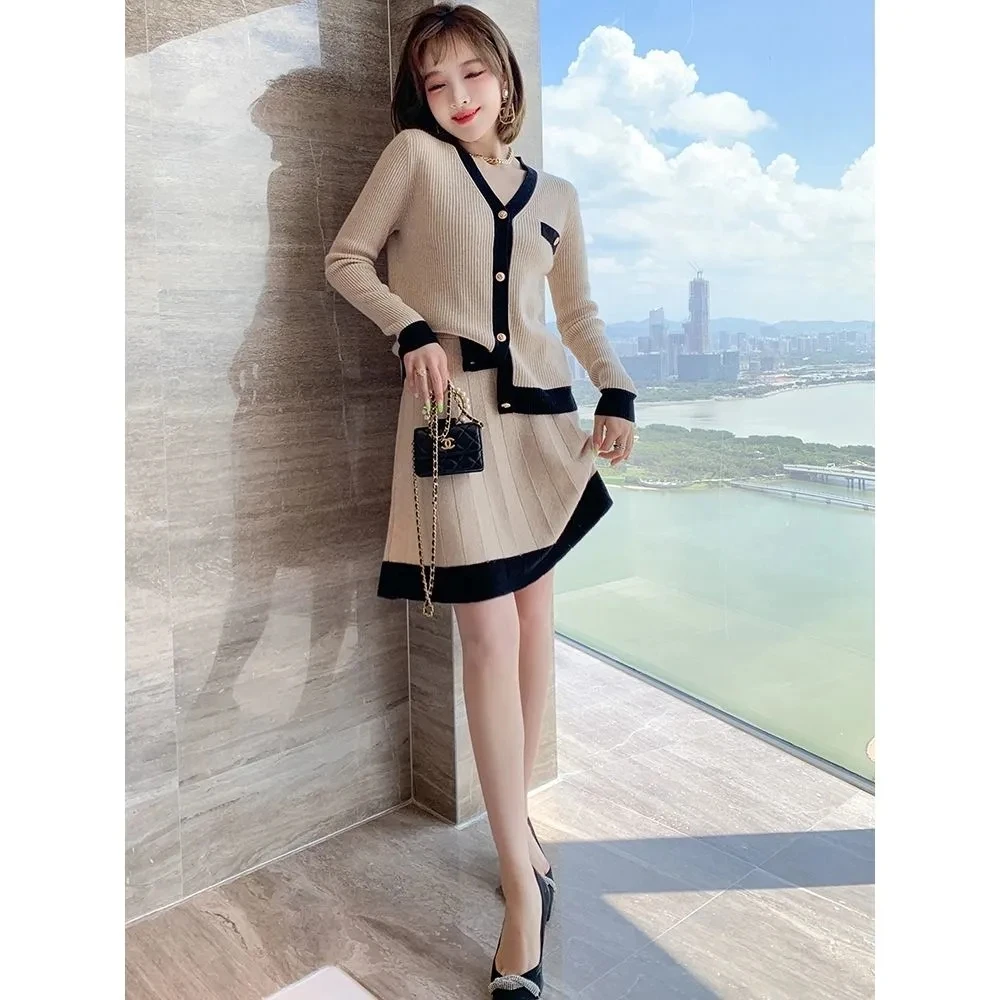 Contrasting Colors V-Neck Single Breasted Cardigan + High Waist A-Line Knitting Sweater Two Piece Set Women Sweet Fashion Suit