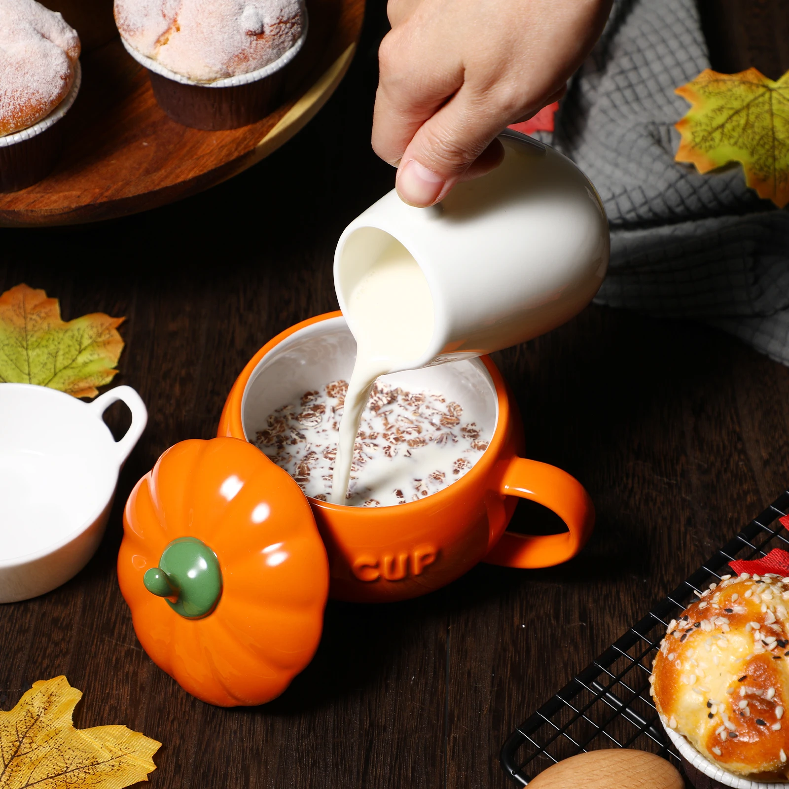 

2Pcs Ceramic Pumpkin Cup Halloween Design Orange Easy Grip Handle Milk Coffee Water Pumpkin Shape Cup Ceramic Tableware