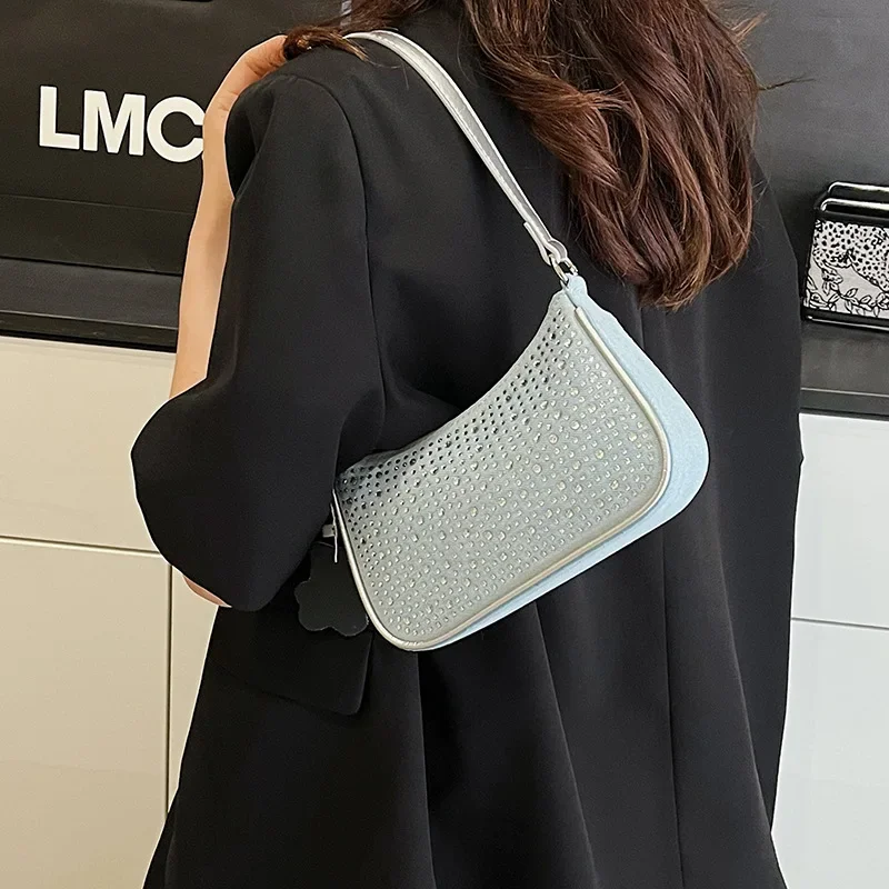

‌2025 Korean Denim Shoulder Bag - Trendy Rivet Messenger Dumpling Bag for Women, Casual & Versatile‌