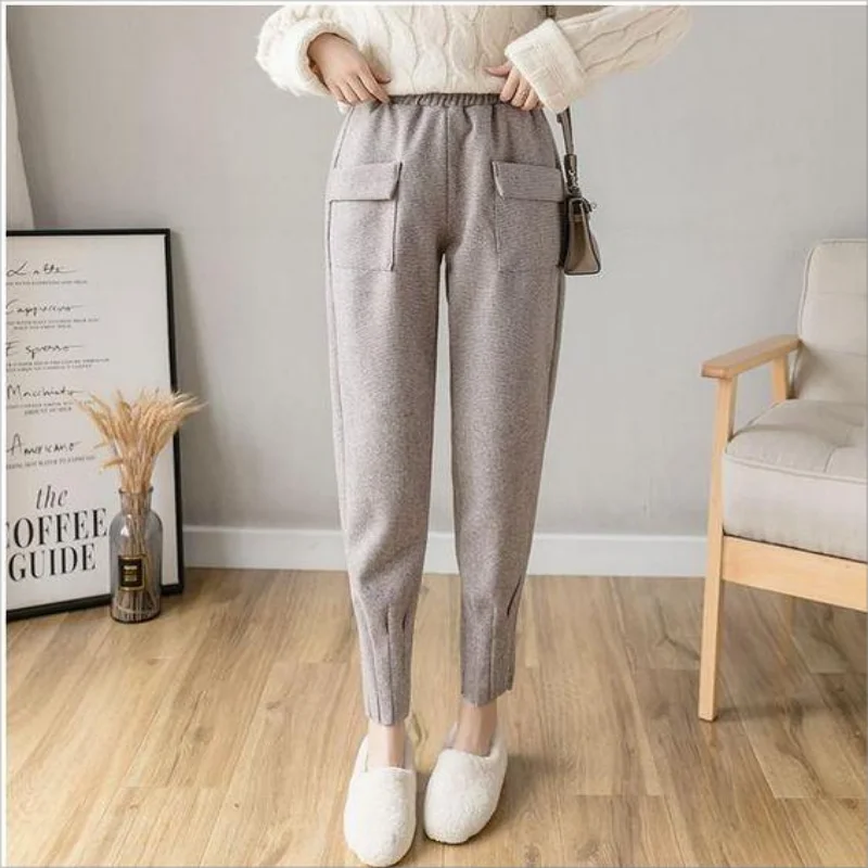 

Grey woolen pants women 2023 autumn and winter new small bunched feet casual haren pants nine points small foot radish pants