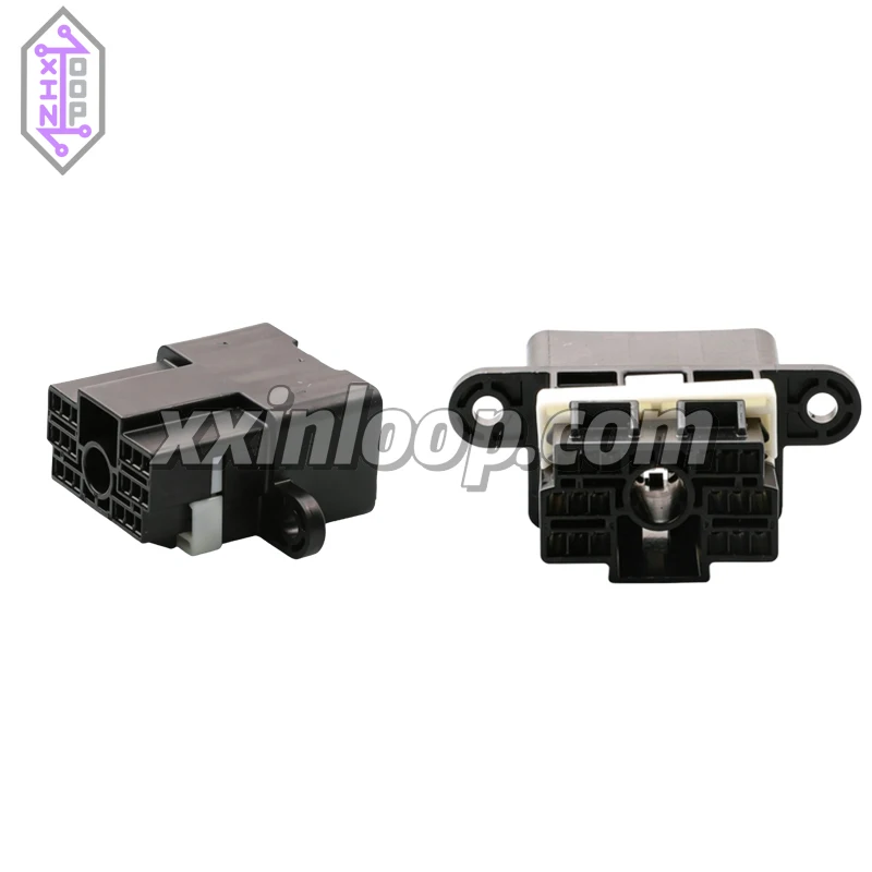 

6098-8384 18-контактный автомобильный разъем (корпус) с шагом 0,64 мм, черный, PBT, неизолированный, для подключения проводов, для автомобильных жгутов проводов 60988384