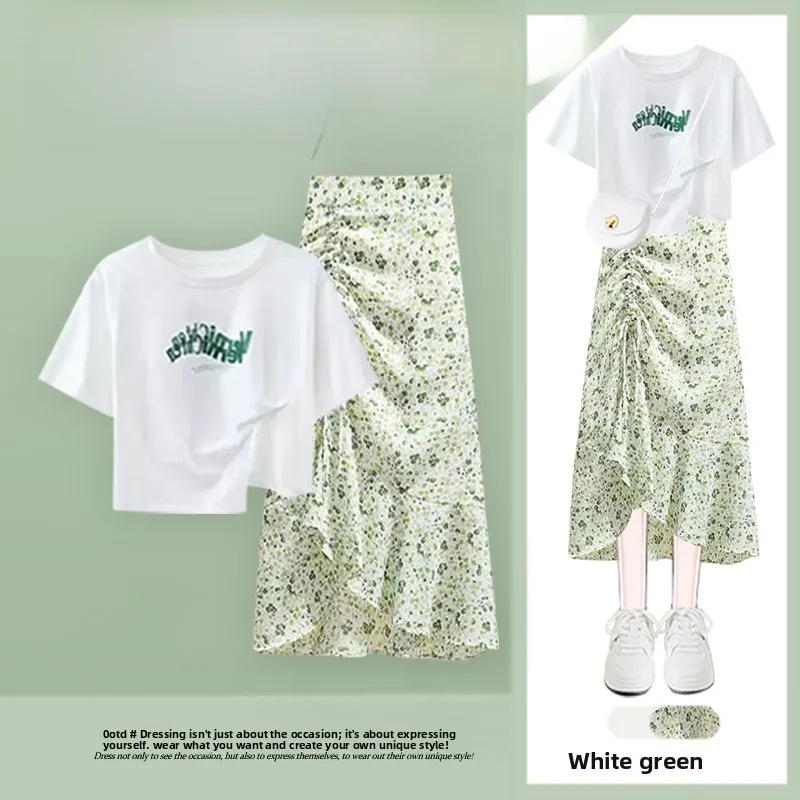 

Корейский стиль: комплект из топа с мятным принтом и юбки с завязками на шее, летняя новинка, антивозрастной эффект, модный женский комплект с подолом с оборками.