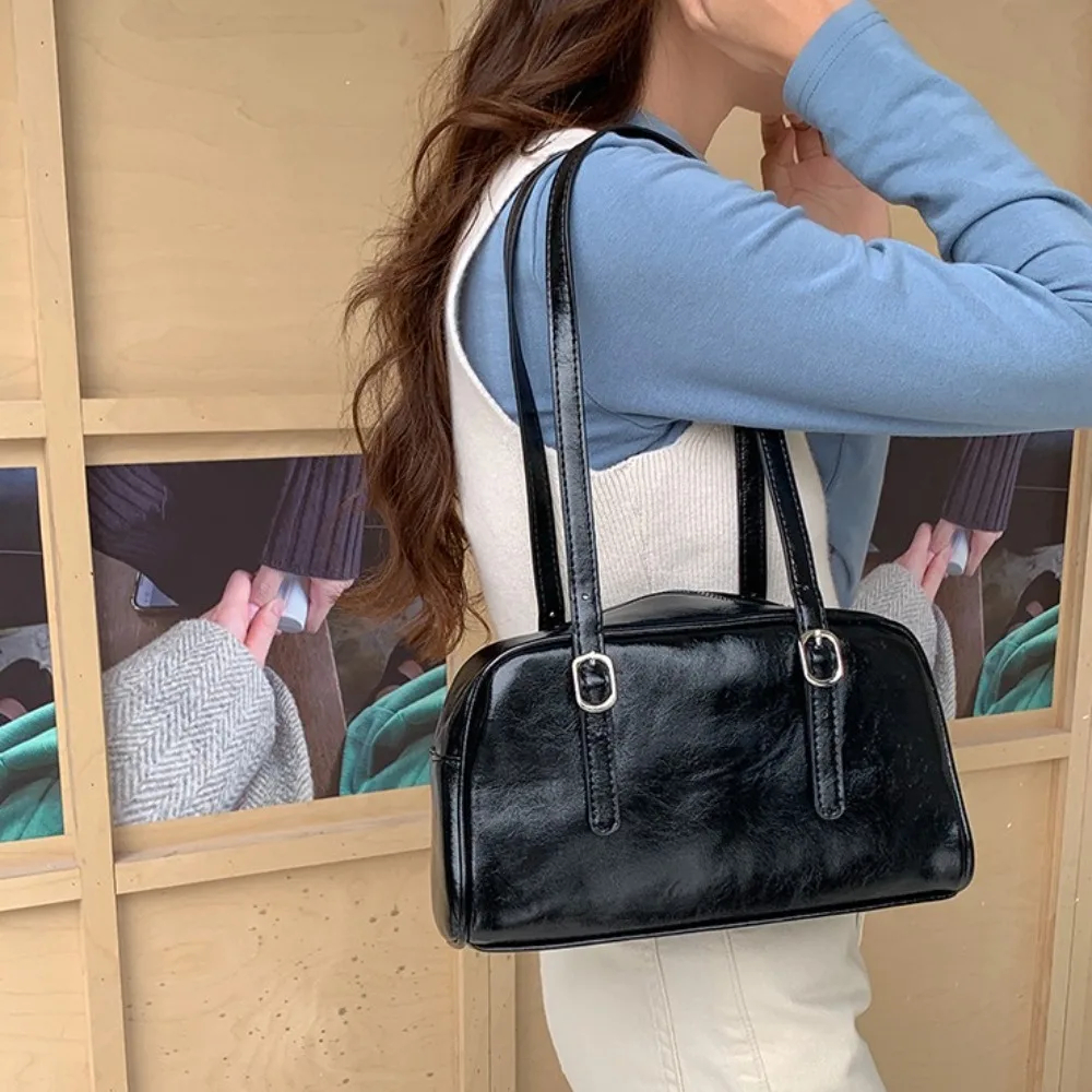 

Fashion PU Leather Boston Bag Retro Casual Underarm Bag Korean Style Large Capacity Female Handbag Outdoor