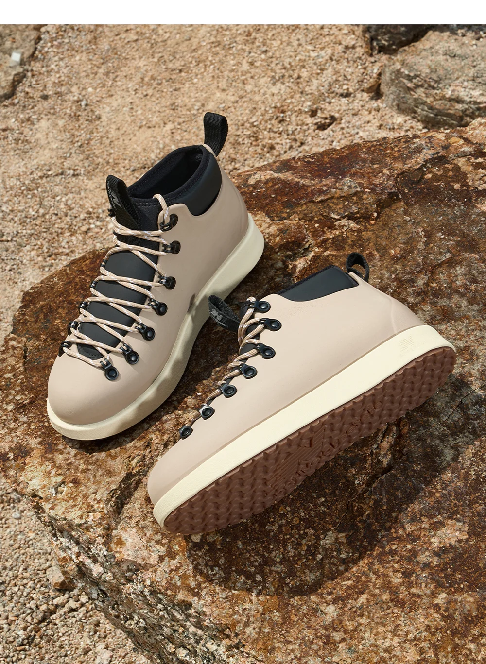 High Quality Outdoor Sports Mens Hiking Shoes Mountaineering Shoes Hiking Shoes Durable Lace Up Mountaineering Hunting Sneakers