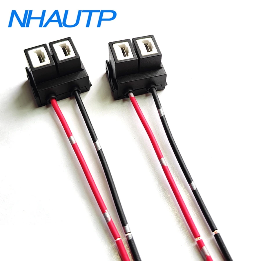 

NHAUTP 2Pcs Ceramic H7 Socket Adapter Base Female Plug Connect Wiring Harness Car Lights Accessories