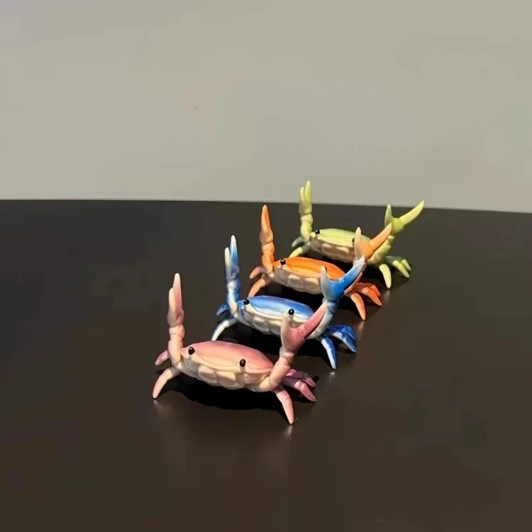 Creative Crab Desktop Ornament Pen Holder Weightlifting Animal Figure Model Decoration Funny Birthday Gifts