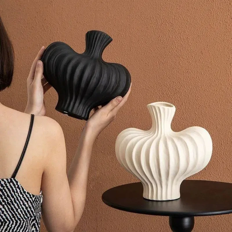 

Hollow Nordic Modern Vase For Modern Home Decor,Plastic Vase Imitation Ceramic Hollow Flower Arrangement Vase For Living Room
