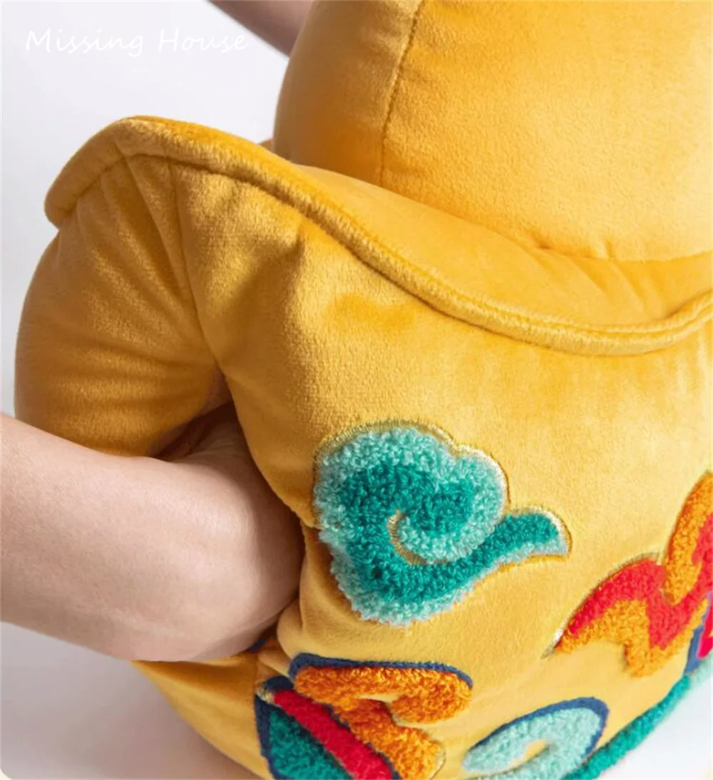 Retro Chinese Lucky Rich Money God Embroidery Velvet Pillow Back Cushion Shop Home Decro Sofa New Year Party Creative Gift