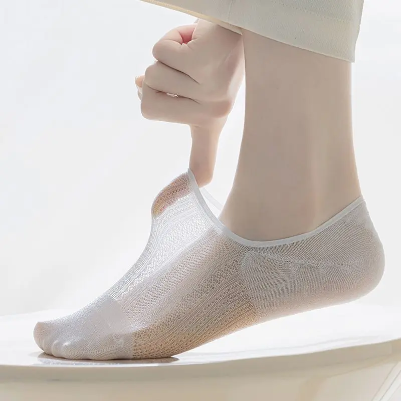 

Women's Summer Socks Pattern Mesh Ventilate Cotton Socks Solid Color Invisibility Anti-Slip Low Barrel Short Stockings For Women