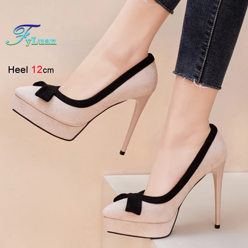 Zapatos de tacón de 12cm de color albaricoque a la moda para mujer, zapatos de Stripper de tacón de aguja ultraalto con diseño de nudo de mariposa negro y bloque de Color de gamuza